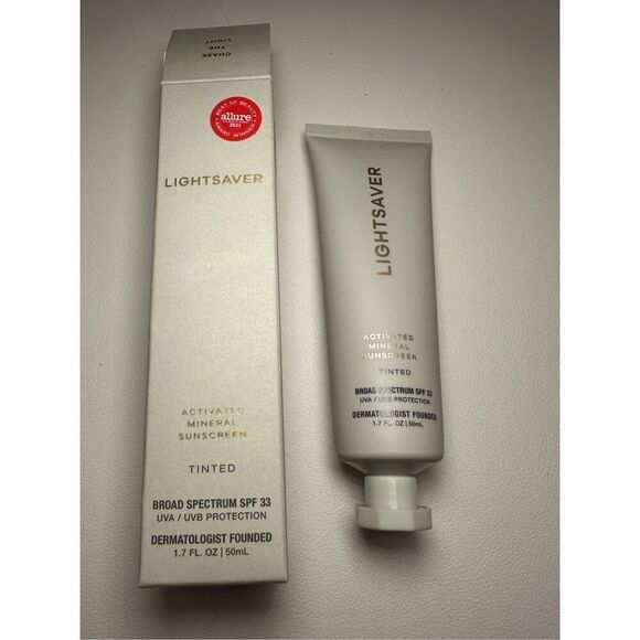 LIGHTSAVER Tinted - Activated Mineral Face Sunscreen Broad Spectrum - SPF 33 50m - Picture 1 of 8